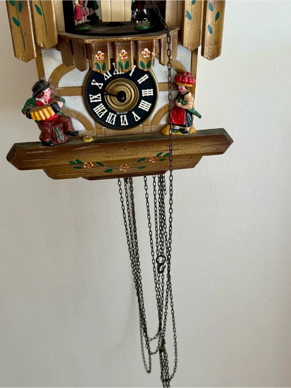 Antique Vintage Black Forest Germany Cuckoo Clock E Schmeckenbecher Needs Repair
